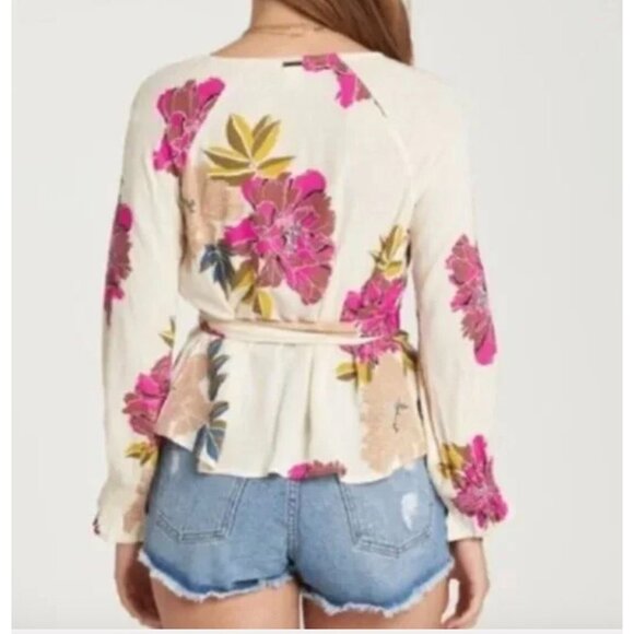 NEW Printed Floral Wrap Blouse Small CREAM MULTICOLOR Boho Pink Billabong NWT - Picture 2 of 10